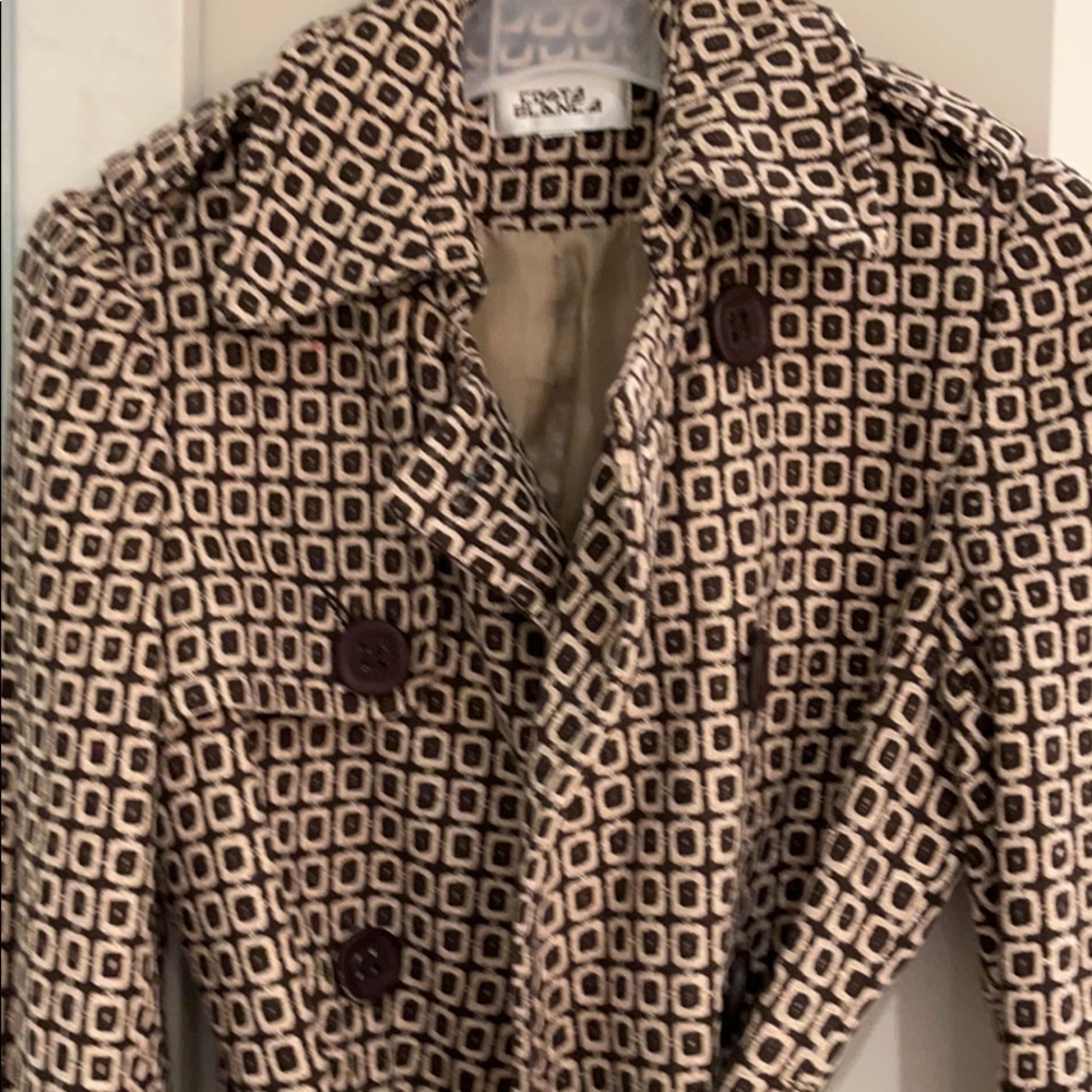 Coat - Picture 4 of 5